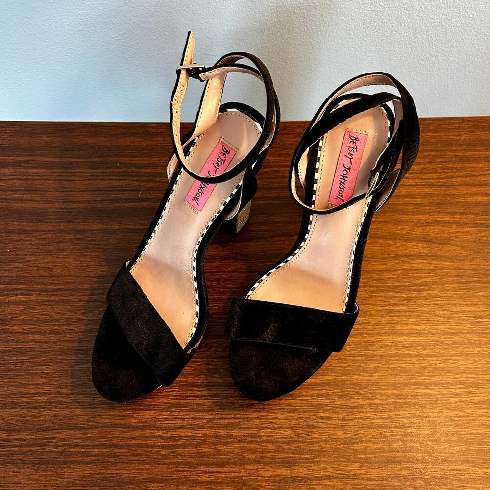 Betsey Johnson Black Velvet Glitter Platform Heels Size 7.5 - Picture 3 of 9